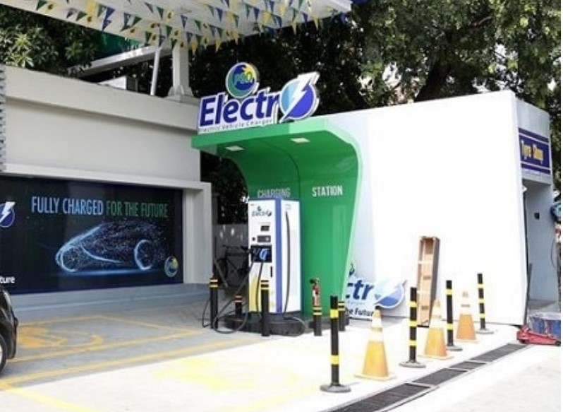 electric vehicle charging stations in Pakistan